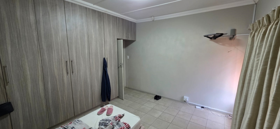 8 Bedroom Property for Sale in Meiringspark North West